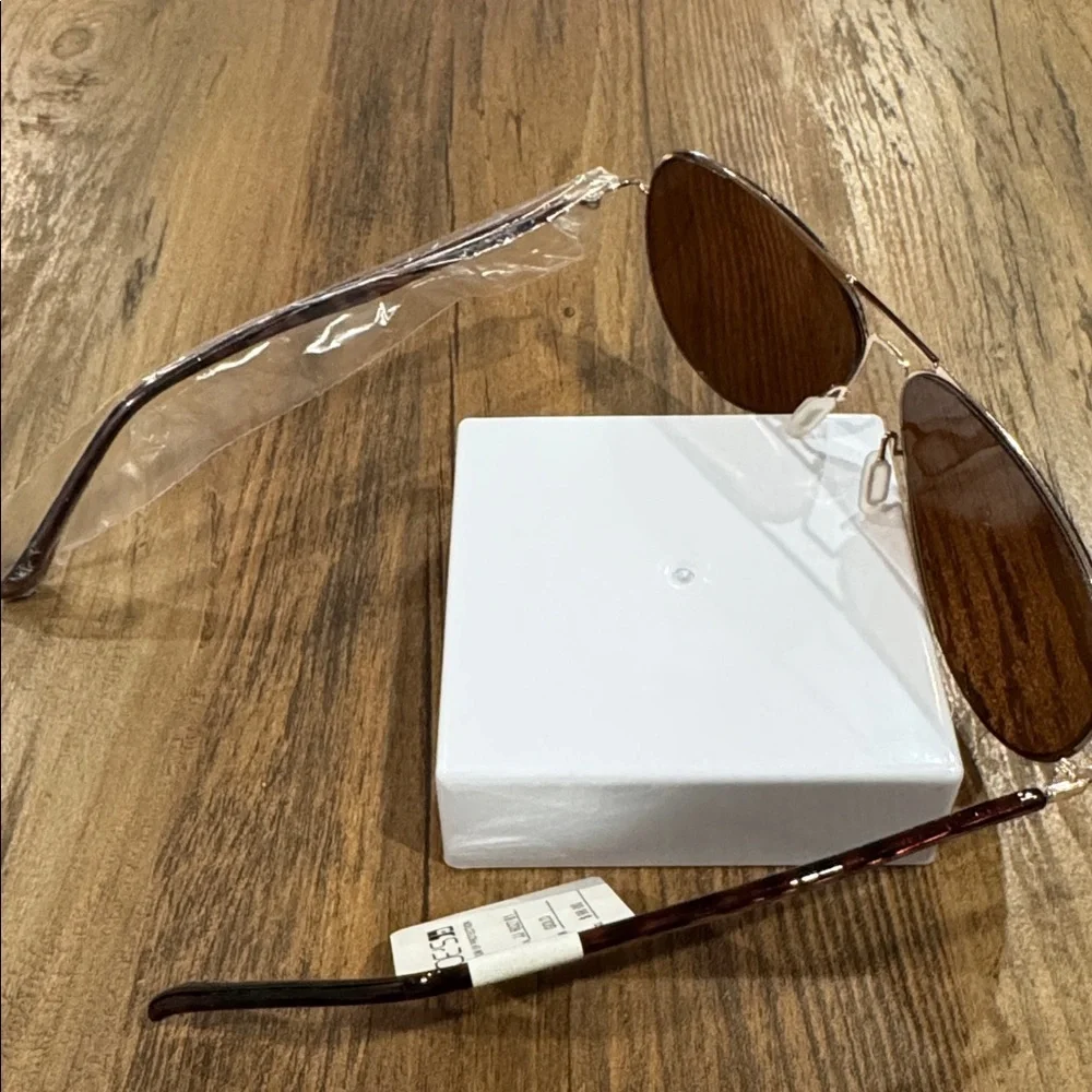 Brown Aviator Sunglasses